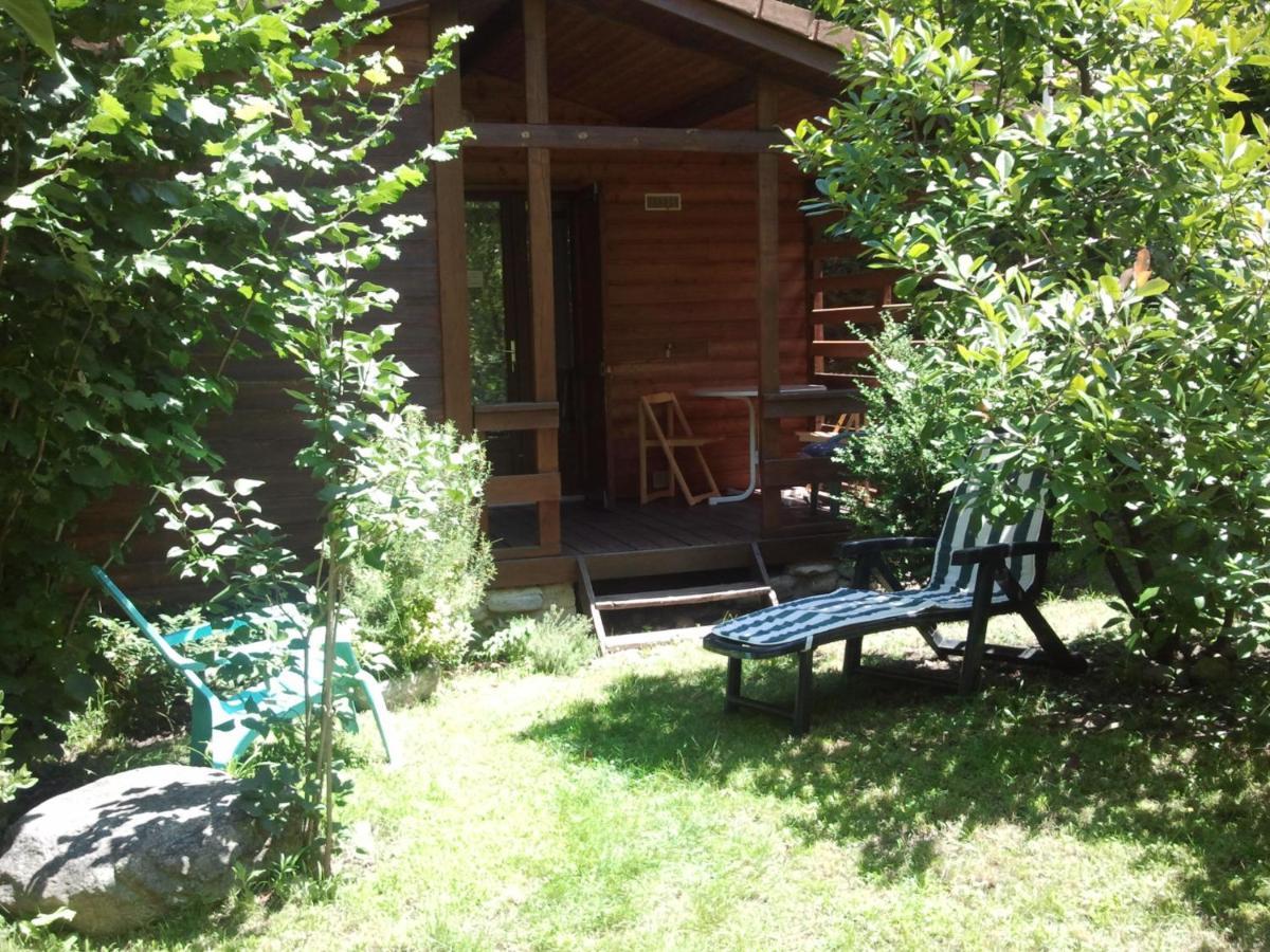 Les Chalets Quazemi A Casteil Экстерьер фото