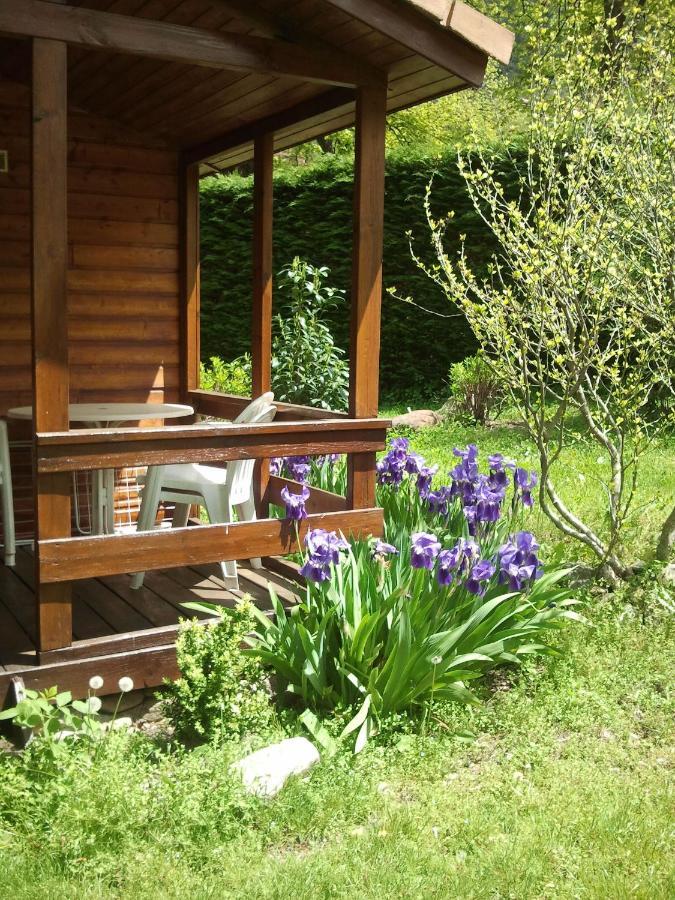 Les Chalets Quazemi A Casteil Экстерьер фото