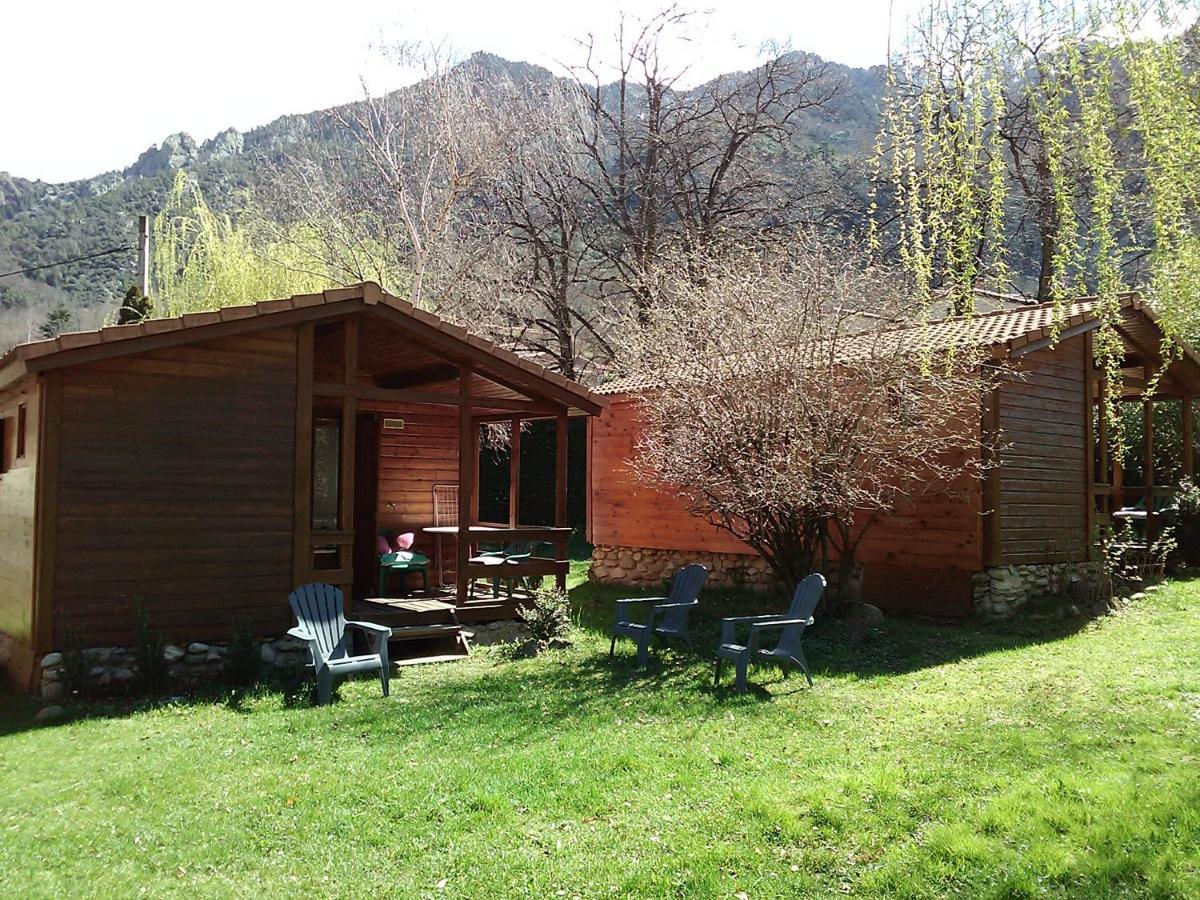Les Chalets Quazemi A Casteil Экстерьер фото